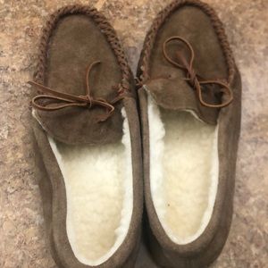 Women’s L.L. Bean Tan Wicked Good Camp Moccasin Slippers